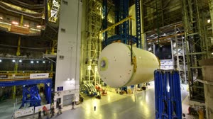 Artemis III Liquid Oxygen Tank Moves to Vertical Configuration at Michoud
